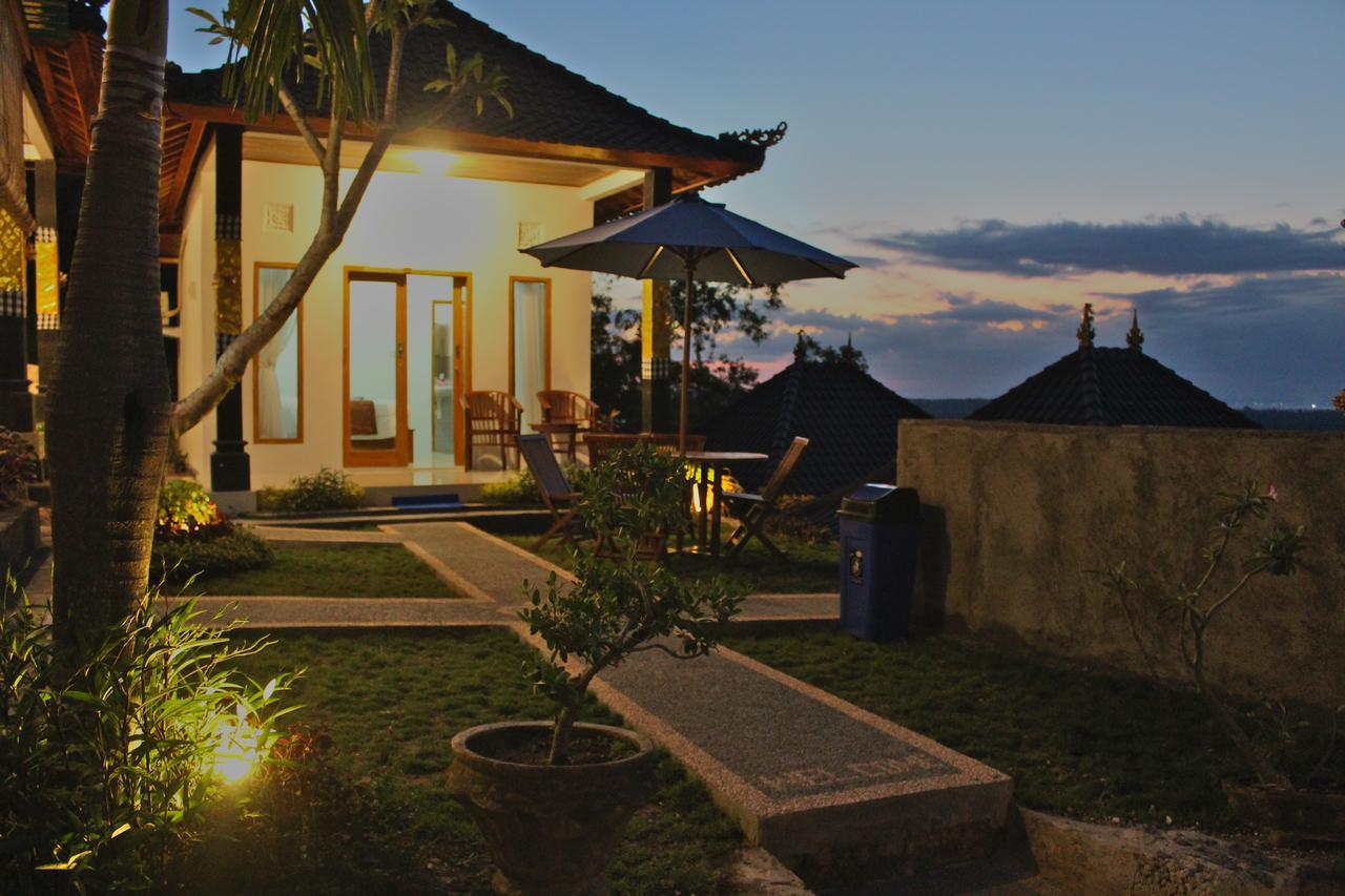 Prasi Sunset Bungalows Toyapakeh Ngoại thất bức ảnh